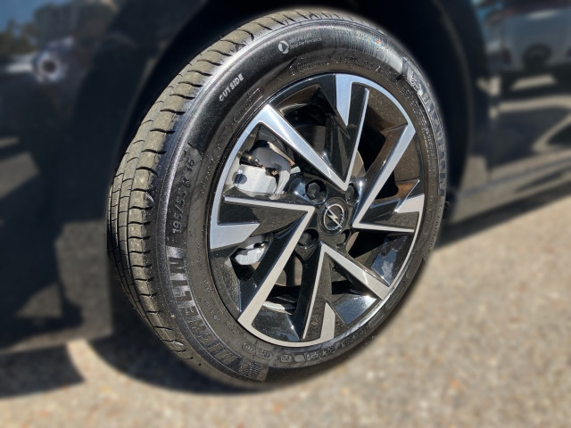 Bild 4: Opel Corsa GS 1.2 Direct Injection Turbo (74kW/100PS) 6-Gang