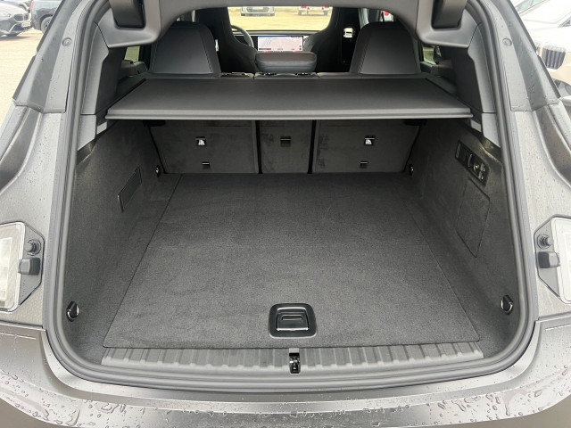 Bild 9: BMW PKW i-Serie iX M70 xDrive I20