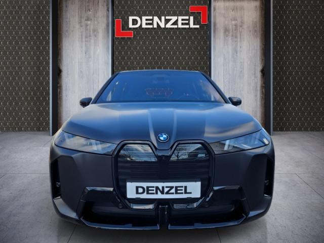 Bild 12: BMW PKW i-Serie iX M70 xDrive I20