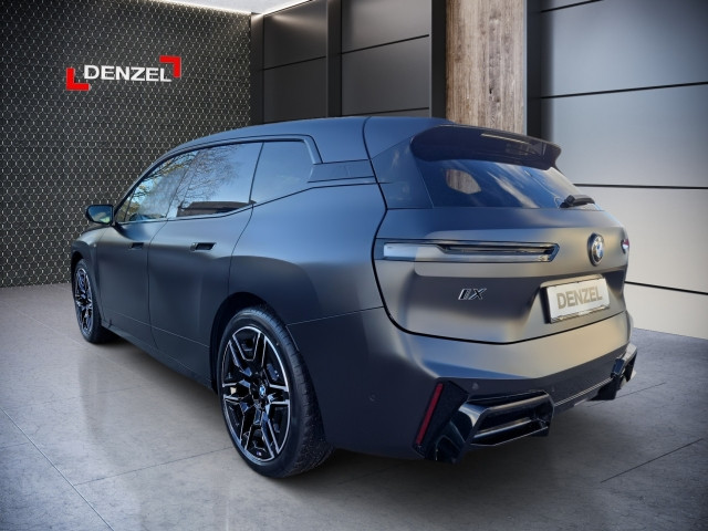 Bild 2: BMW PKW i-Serie iX M70 xDrive I20