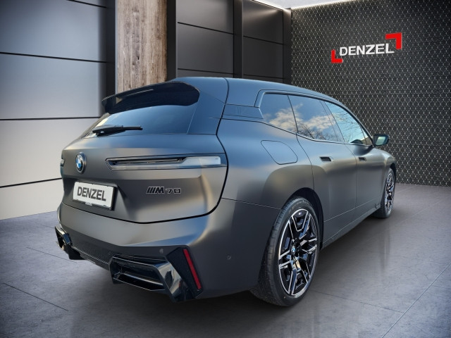 Bild 3: BMW PKW i-Serie iX M70 xDrive I20