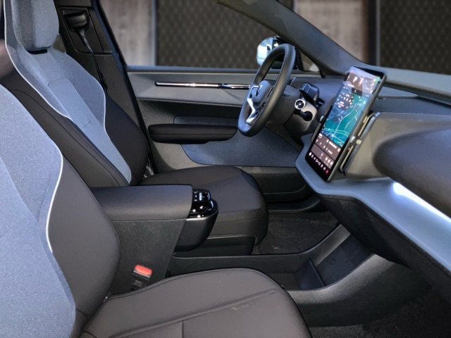 Bild 5: VOLVO PKW EX30 Cross Country Ultra, Twin Motor Performance, Vollelektr