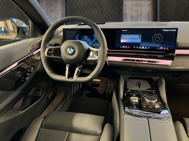 Bild 6: BMW 540d xDrive Touring G61