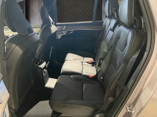 Bild 7: VOLVO PKW XC90 Ultra, T8 AWD Plug-in Hybrid, Elektrisch/Benzin, Dark,