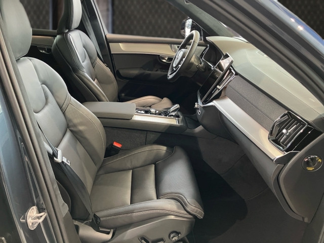 Bild 5: VOLVO PKW XC90 Black Edition T8 AWD Plug-in Hybrid Elektrisch/Benzin U