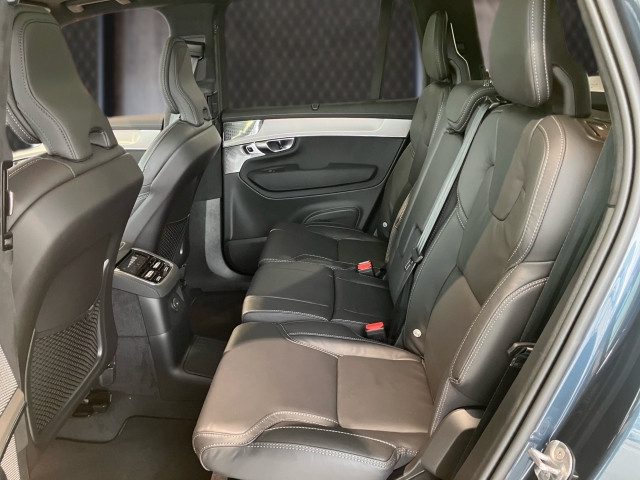 Bild 8: VOLVO PKW XC90 Black Edition T8 AWD Plug-in Hybrid Elektrisch/Benzin U
