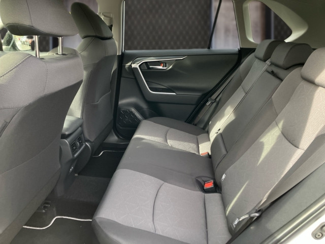 Bild 8: Toyota RAV4 Active Drive 2,5, 222 PS 4x4 Hybrid