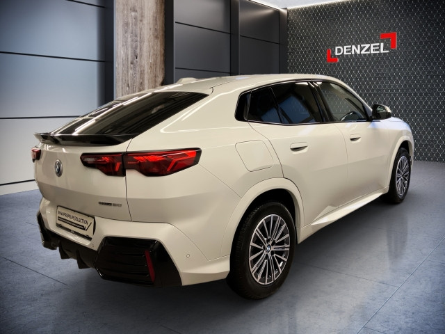 Bild 3: BMW iX2 eDrive20 U10 HB0