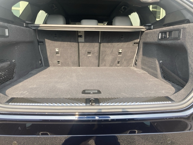 Bild 9: BMW i5 xDrive40 Touring