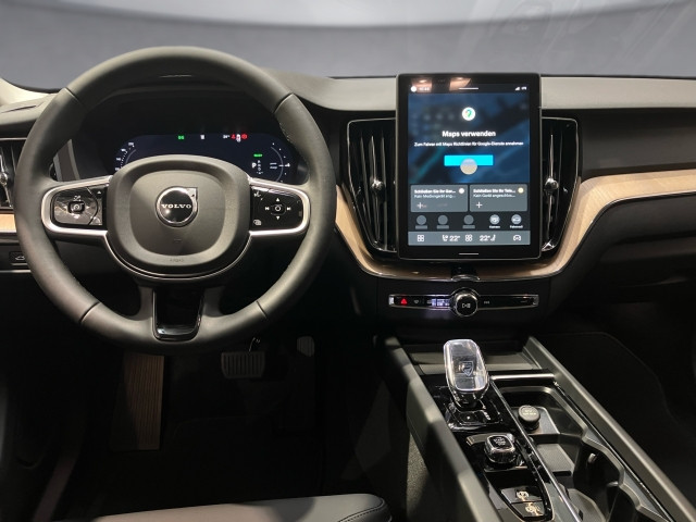 Bild 5: VOLVO PKW XC60 Plus, T6 AWD Plug-in Hybrid, Elektrisch/Benzin, Dark