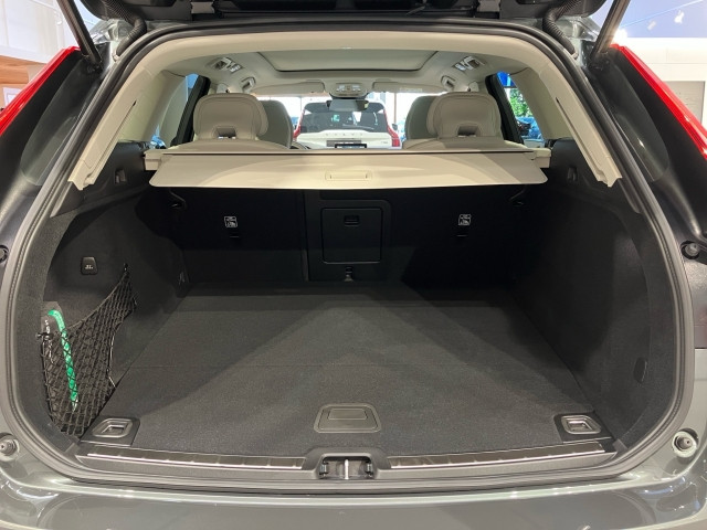 Bild 9: VOLVO PKW XC60 Ultra, T6 AWD Plug-in Hybrid, Elektrisch/Benzin, Bright