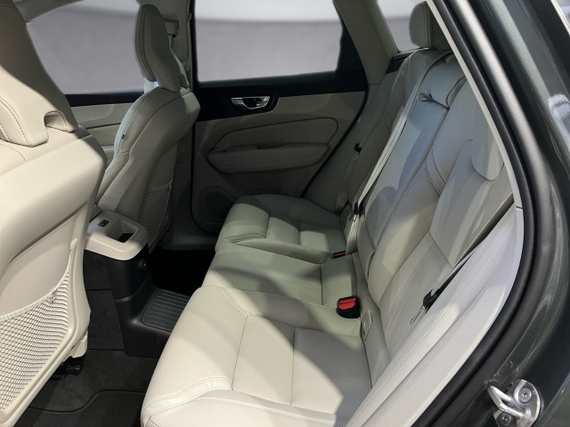 Bild 8: VOLVO PKW XC60 Ultra, T6 AWD Plug-in Hybrid, Elektrisch/Benzin, Bright