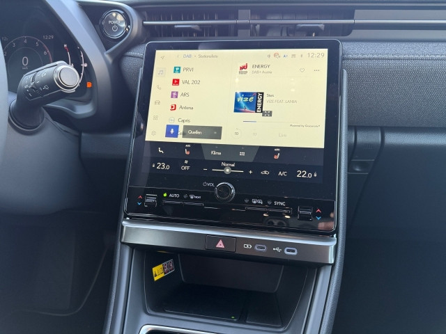 Bild 5: Lexus Lexus LBX Basis CVT 4x2