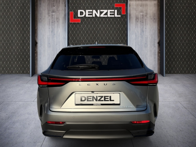 Bild 2: Lexus NX 2,5l, CVT Executive