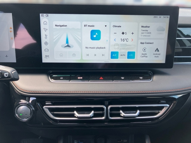 Bild 7: MG HS PHEV+ Luxury Teilleder