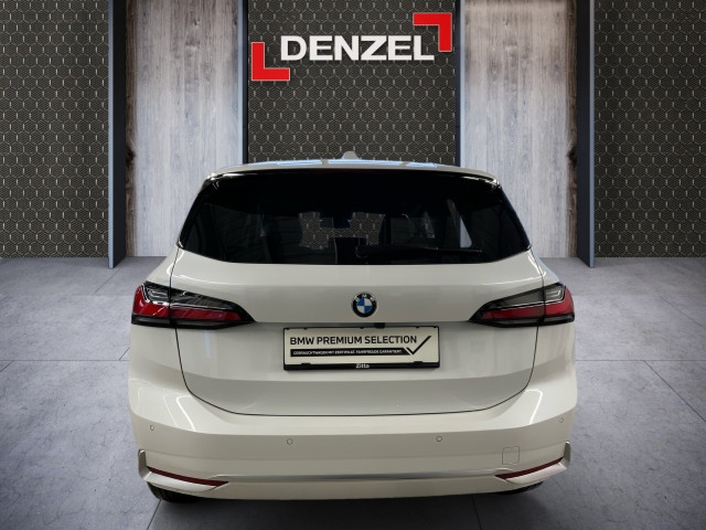 Bild 10: BMW 218i Active Tourer U06 B38