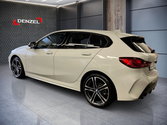 Bild 2: BMW 118d 5-Türer F40