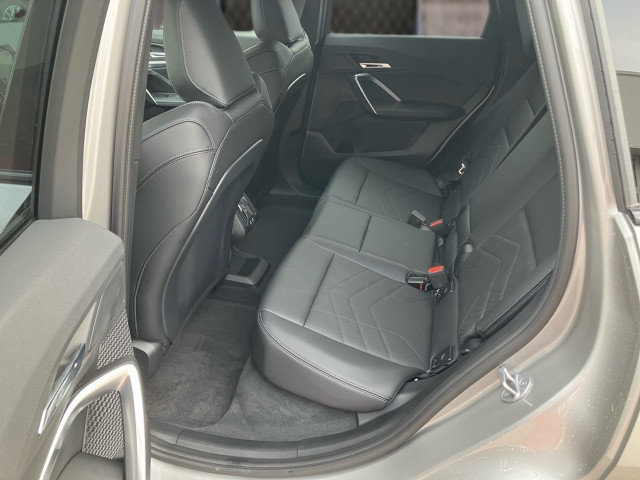 Bild 8: BMW iX1 eDrive20 U11