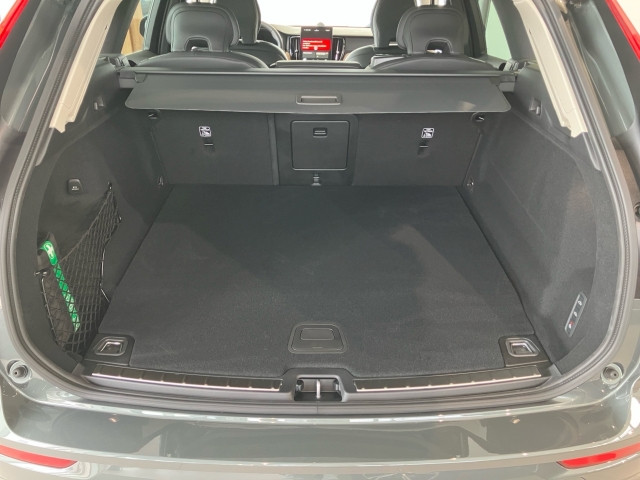 Bild 9: VOLVO PKW XC60 Ultra, T8 AWD Plug-in Hybrid, Elektrisch/Benzin, Dark