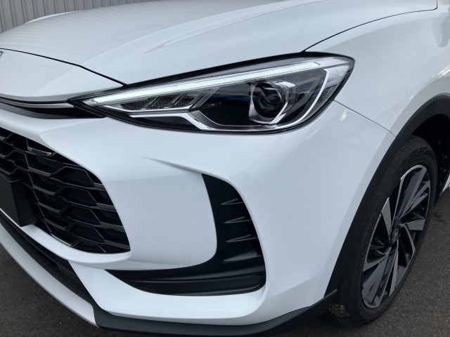 Bild 7: MG ZS HEV Luxury/25