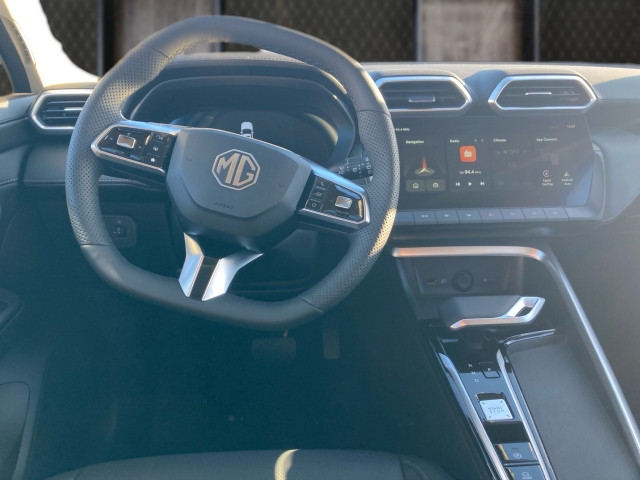 Bild 6: MG ZS HEV Luxury/25