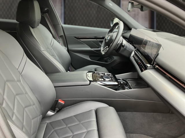 Bild 5: BMW 520d Touring G61 B47