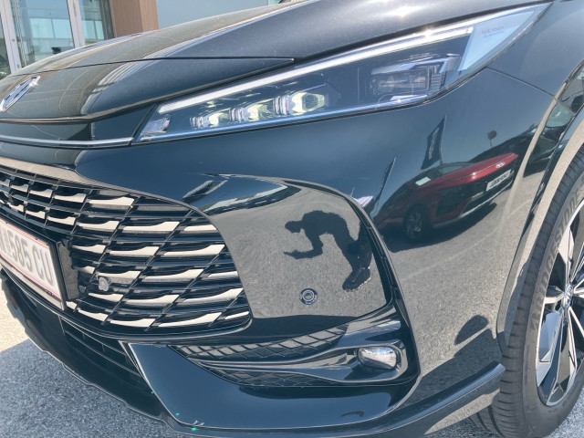 Bild 7: MG HS PHEV+ Luxury Teilleder