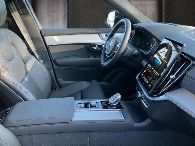 Bild 5: VOLVO PKW XC90 T8 AWD Ultra Black Edition