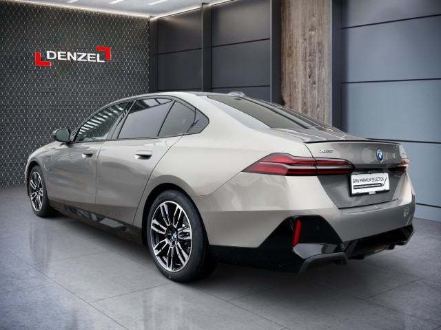 Bild 2: BMW 530e xDrive Limousine G60