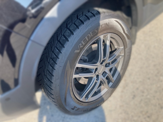 Bild 4: VOLVO PKW XC40 T4 AWD R-Design