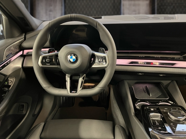 Bild 6: BMW 520d xDrive Limousine G60 B47