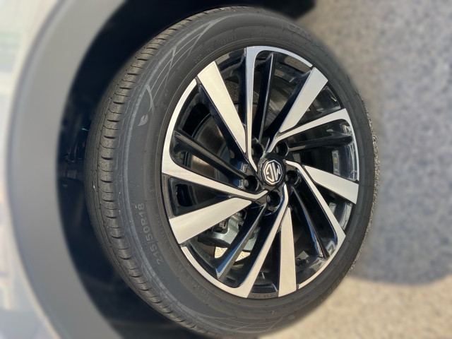 Bild 4: MG ZS HEV Luxury/25