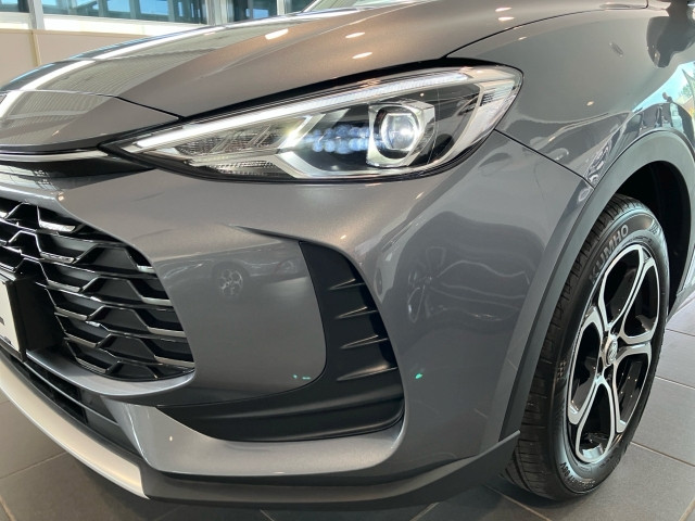 Bild 6: MG ZS HEV Luxury/25