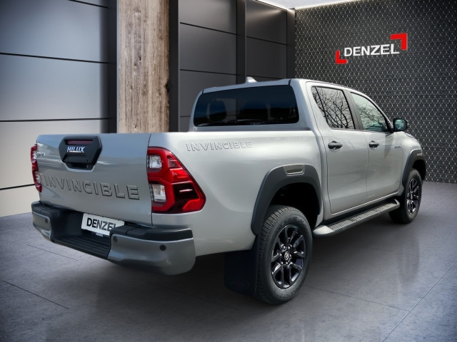 Bild 3: Toyota Hilux 2,8 l AT Double Cab Invincible
