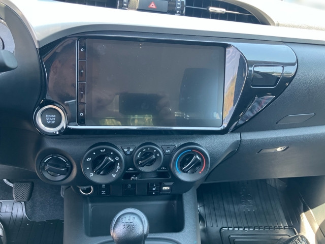 Bild 7: Toyota Hilux 2,8 l MT Double Cab Country