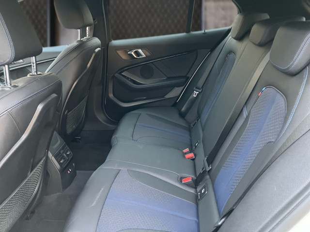 Bild 8: BMW 118d 5-Türer F40