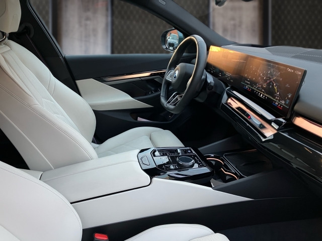 Bild 5: BMW i5 eDrive40 Touring G61