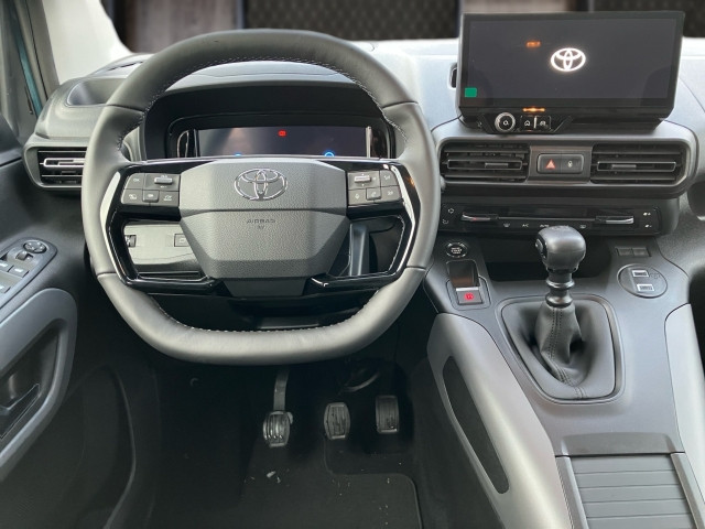 Bild 6: Toyota Proace City Verso 1,5l 130PS Family L2