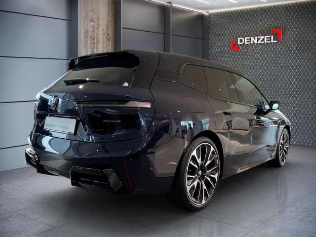 Bild 3: BMW PKW i-Serie iX xDrive45