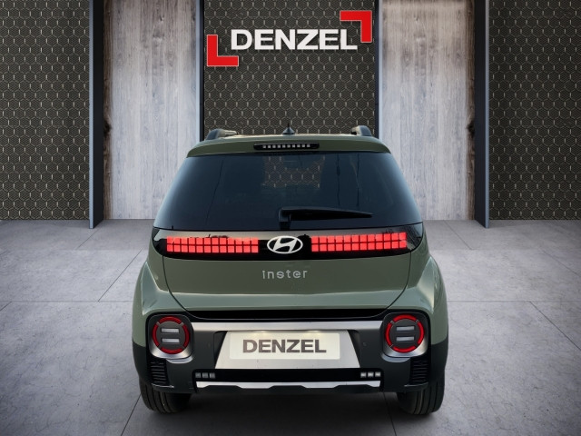 Bild 10: Hyundai INSTER Cross Line 49kWh