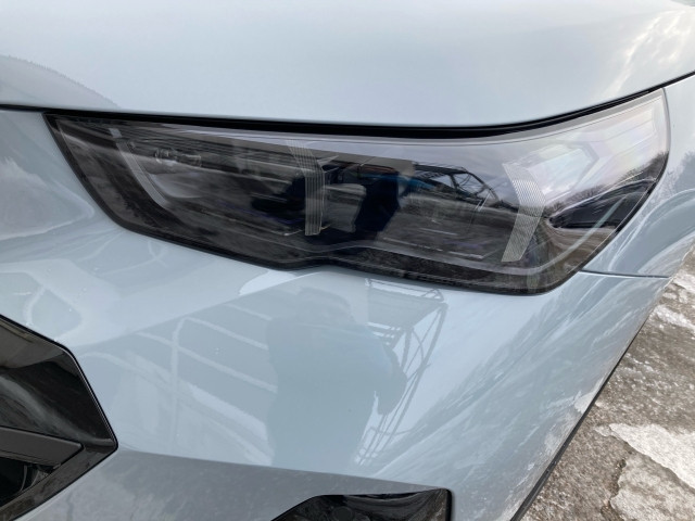 Bild 11: BMW i5 xDrive40 Limousine