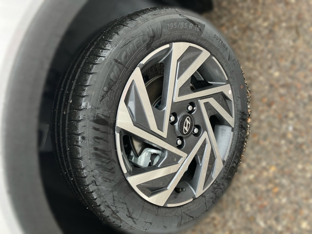 Bild 7: Hyundai Bayon GO Plus 1.2 MPI