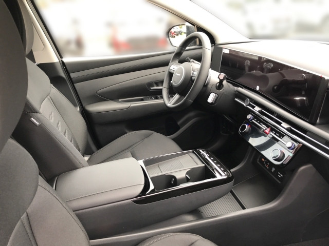 Bild 4: Hyundai Tucson NX4 GO Plus 1,6 T-GDi 2WD DCT