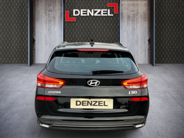 Bild 6: Hyundai i30 Kombi - PD GO 1.5 DPI