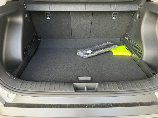 Bild 9: Hyundai Kona HEV (SX2) Prestige Line 1.6 GDI 2WD HEV