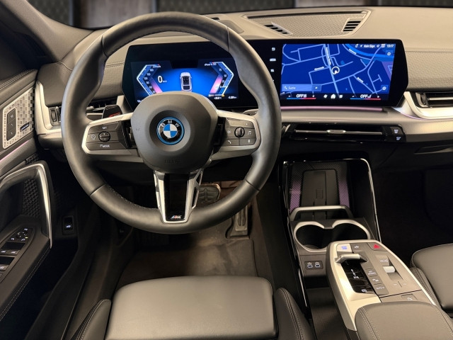 Bild 6: BMW iX2 xDrive30 U10 XE2