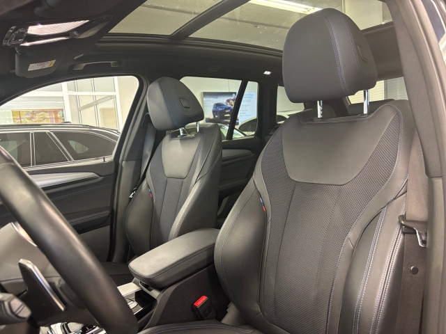 Bild 13: BMW X3 xDrive 20d Aut.