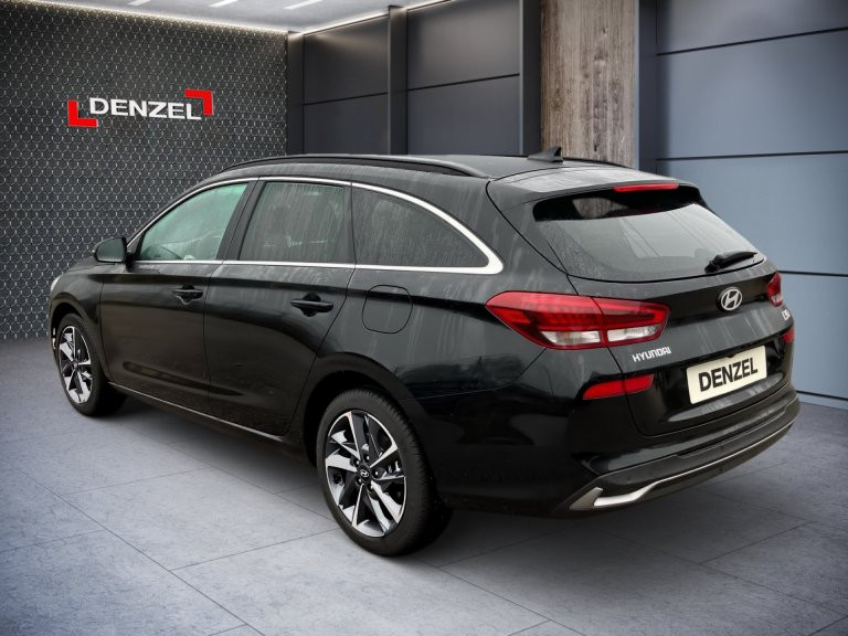 Bild 2: Hyundai i30 Kombi - PD GO Plus 1.5 DPI