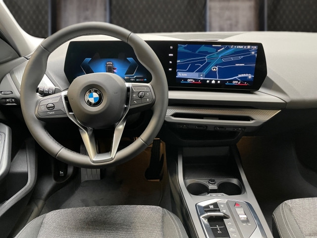 Bild 6: BMW 116 5-Tüerer F70