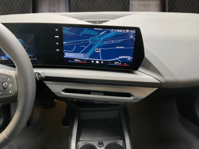 Bild 7: BMW 116 5-Tüerer F70